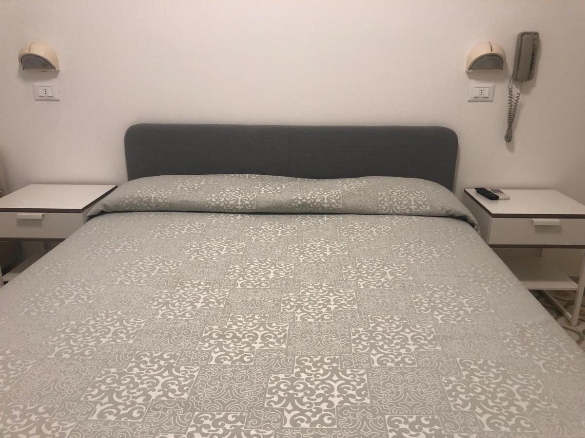 Hotel Calypso Bellaria-Igea Marina Ngoại thất bức ảnh