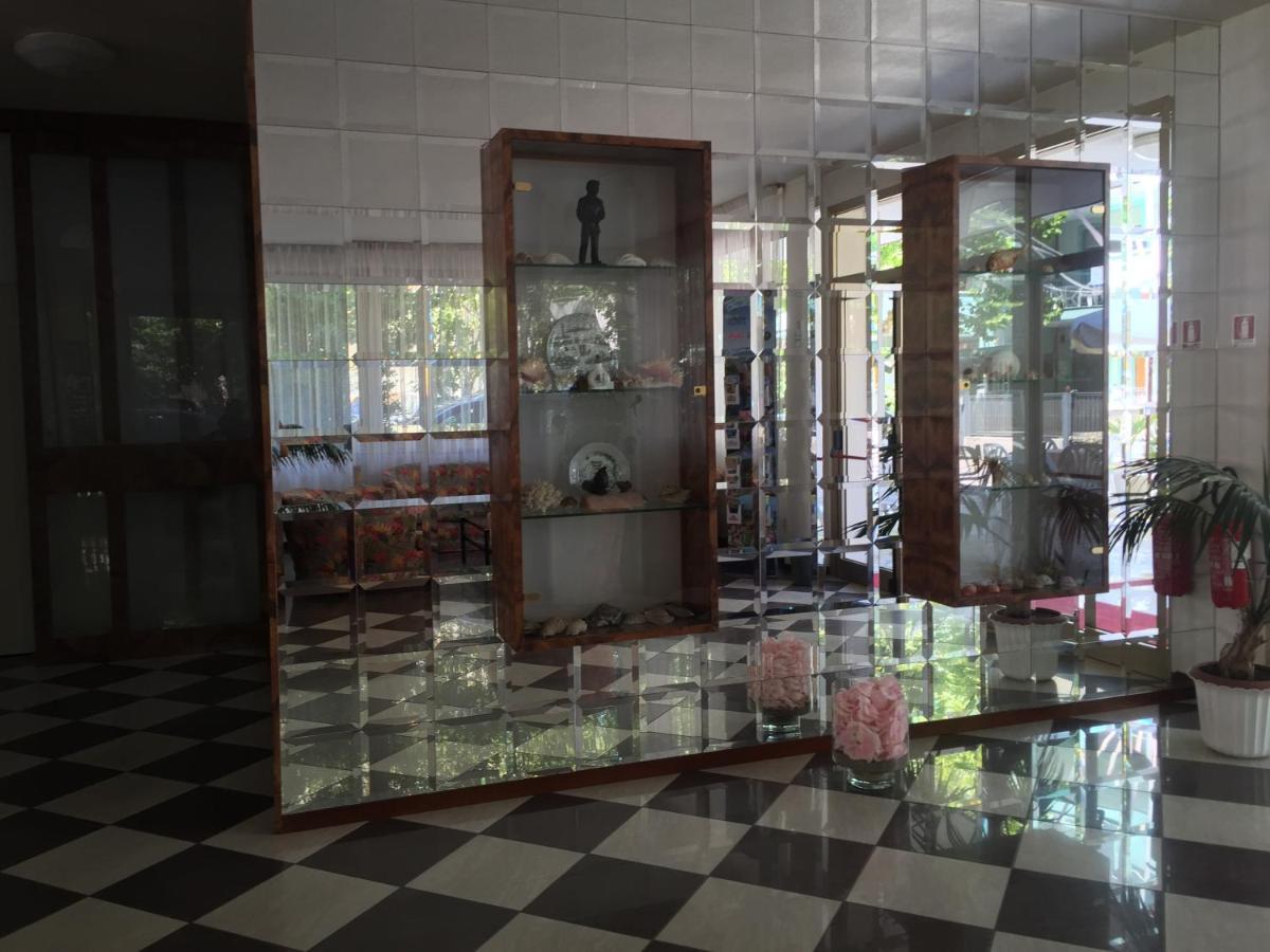 Hotel Calypso Bellaria-Igea Marina Ngoại thất bức ảnh